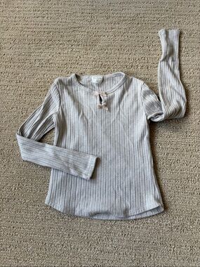 abercrombie kids light gray ribbed long sleeve top with bow
